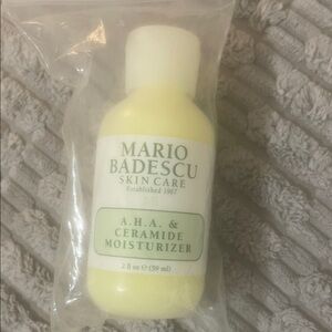 Mario Badescu A.H.A. & Ceramide Moisturizer - Light Yellow